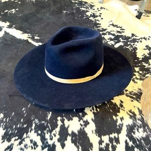 Brand new Rodeo King navy felt hat